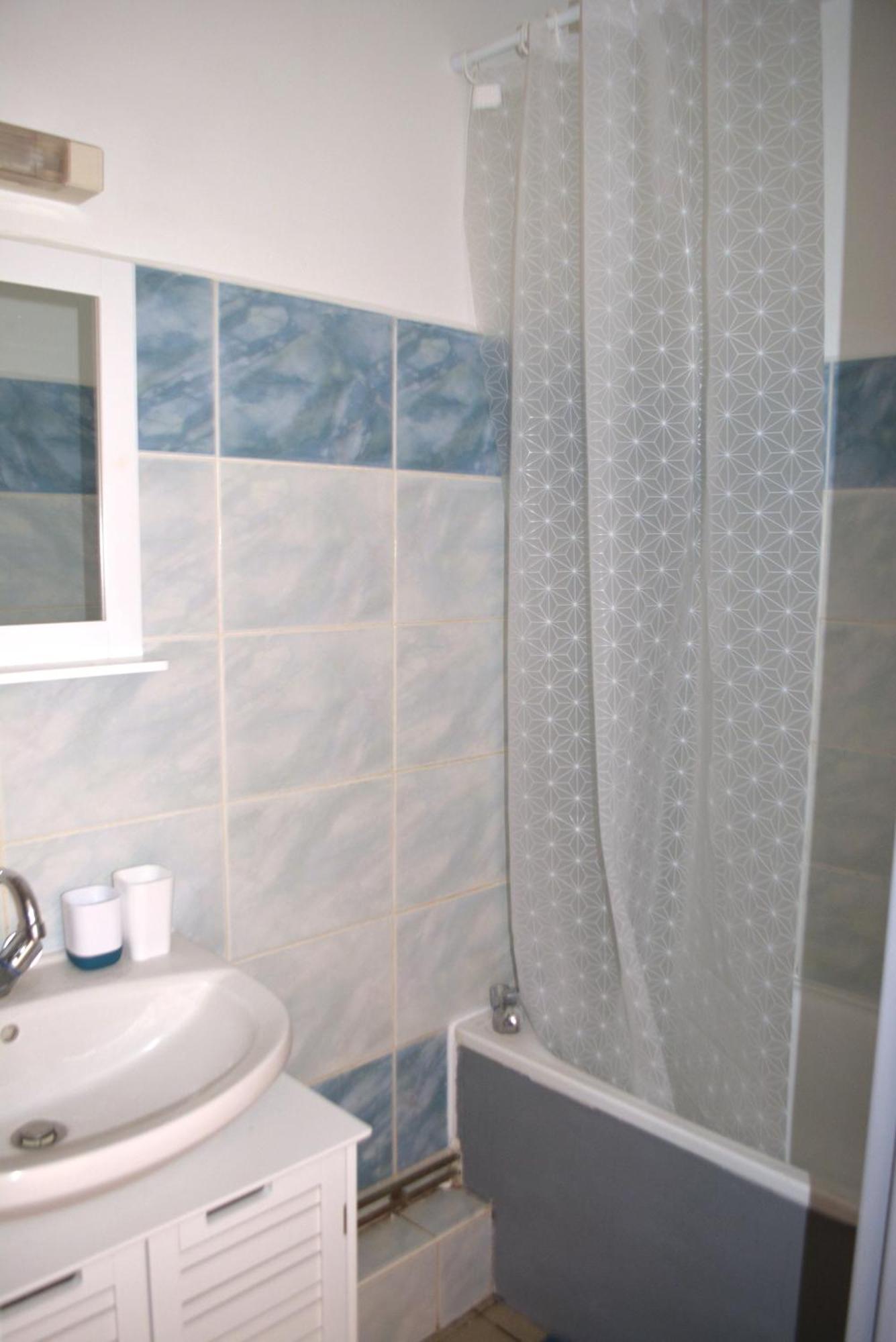 Comme Chez Soi - Studio Tout Equipe - By Sister Home Saint-Denis Luaran gambar
